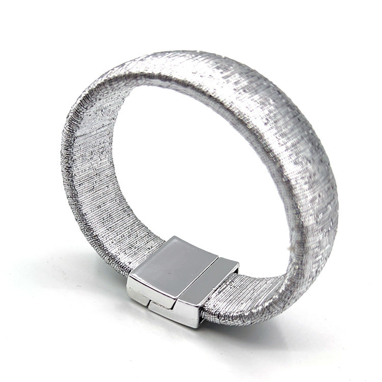 Pulsera de cuero de hebilla de imán de diamantes de imitación al por mayor
